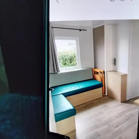 Mobil キャンプ場 *